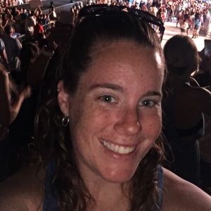 Meet your Posher, Kayla